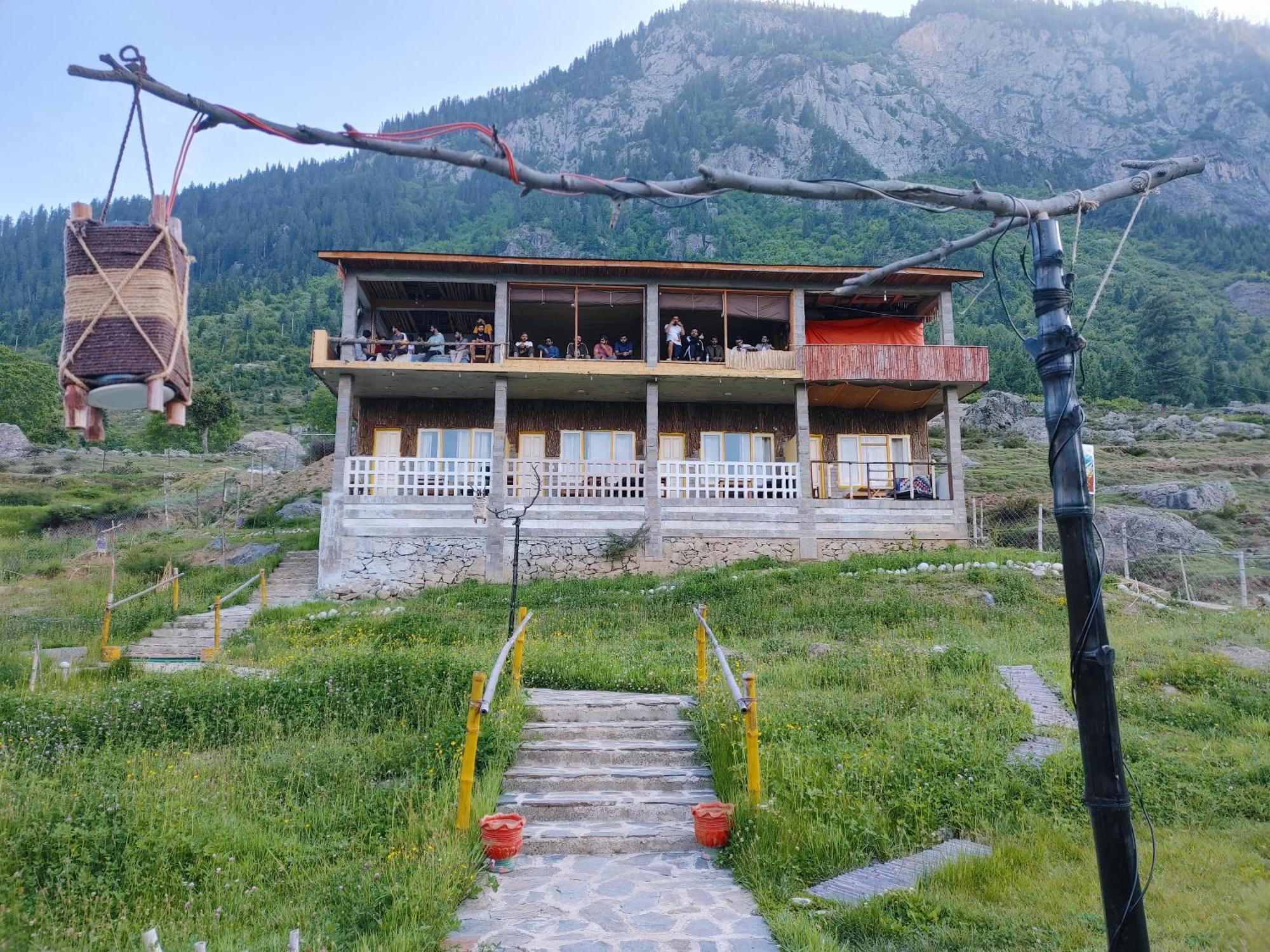 Khana Badosh Resort Kalam Exteriér fotografie